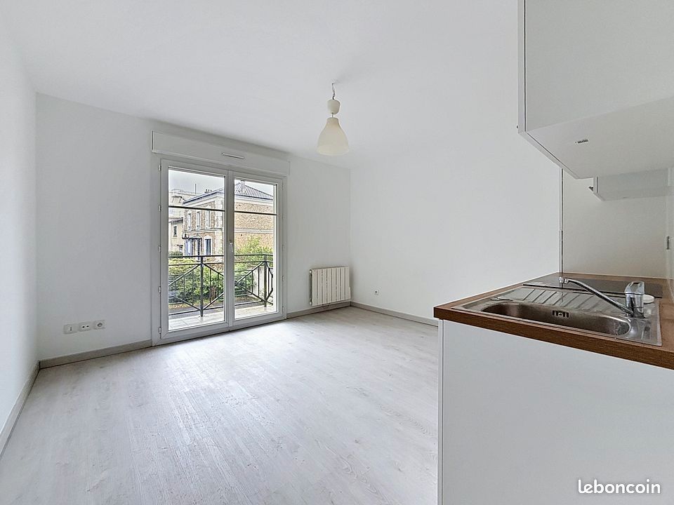 Appartement 1 pièce 20 m² · à Villecresnes · 20 m² · 670 €/mois