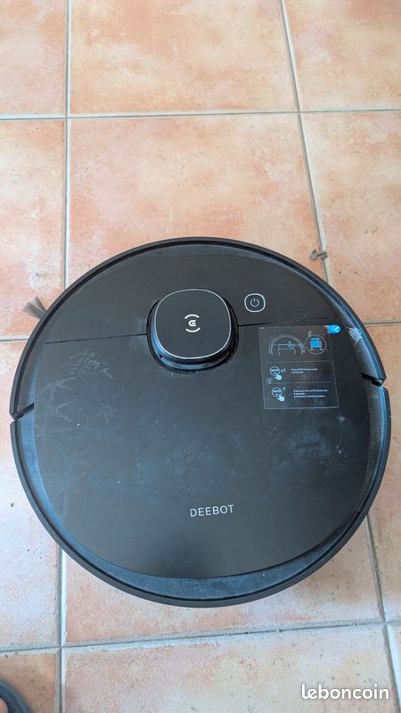 Robot ecovacs deebot Ozmo 950 (image 1)