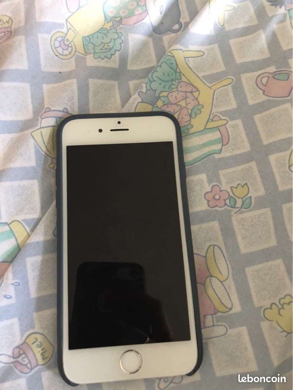 IPhone 6 (image 2)