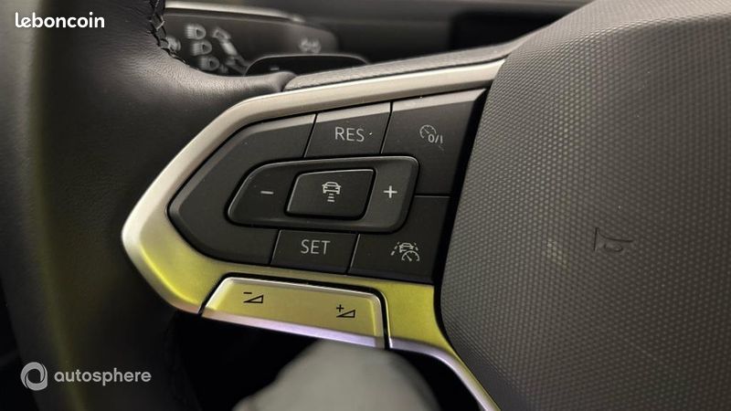 Volkswagen T-Roc 1.5 TSI EVO 150ch Style DSG7 (image 25)
