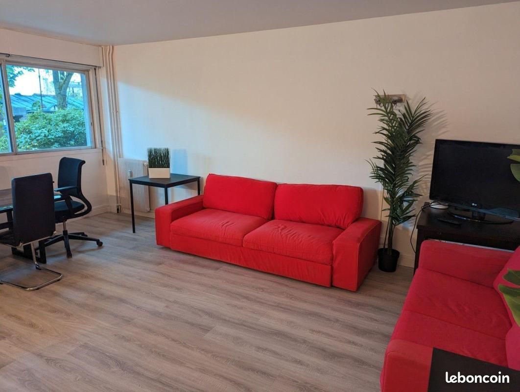 Appartement 2 pièces 74 m² · à Saint-Cloud · 74 m² · 1 600 €