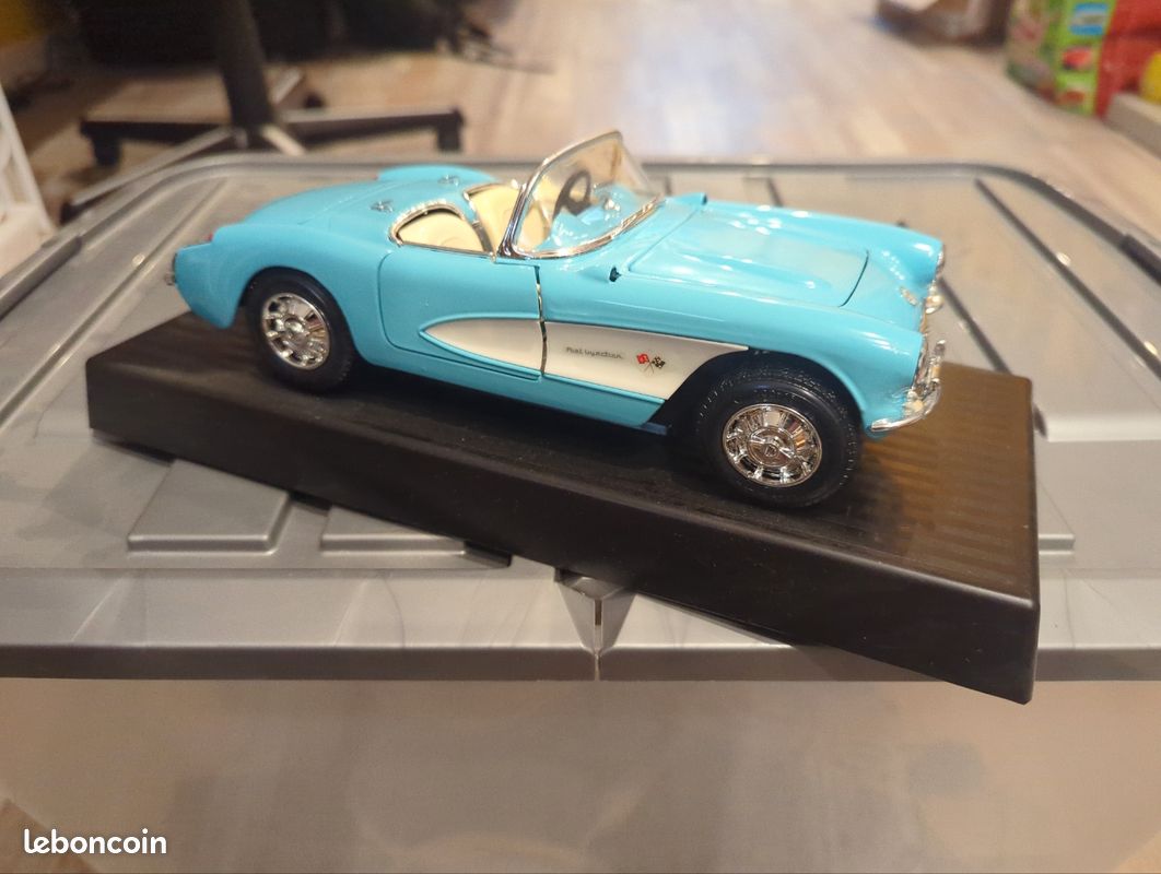 Jouet Voiture Miniature Chevrolet 1957 - Échelle 1/18 - Occasion