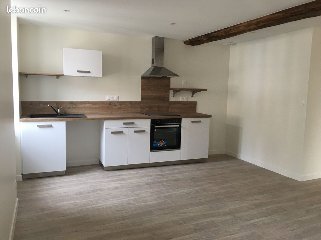 Appartement 4 pièces 75 m² · à Bourbon-Lancy · 75 m² · 503 €