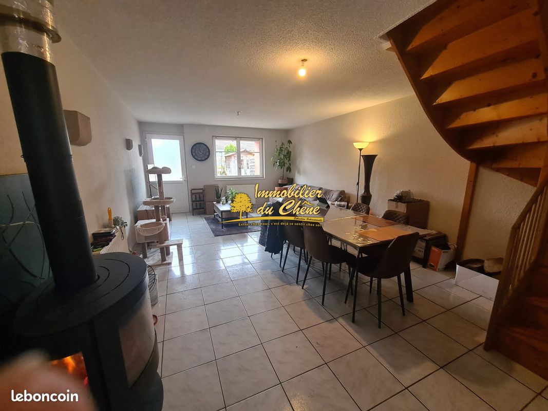 Appartement 4 pièces 95 m² · à Lantenot · 95 m² · 540 €