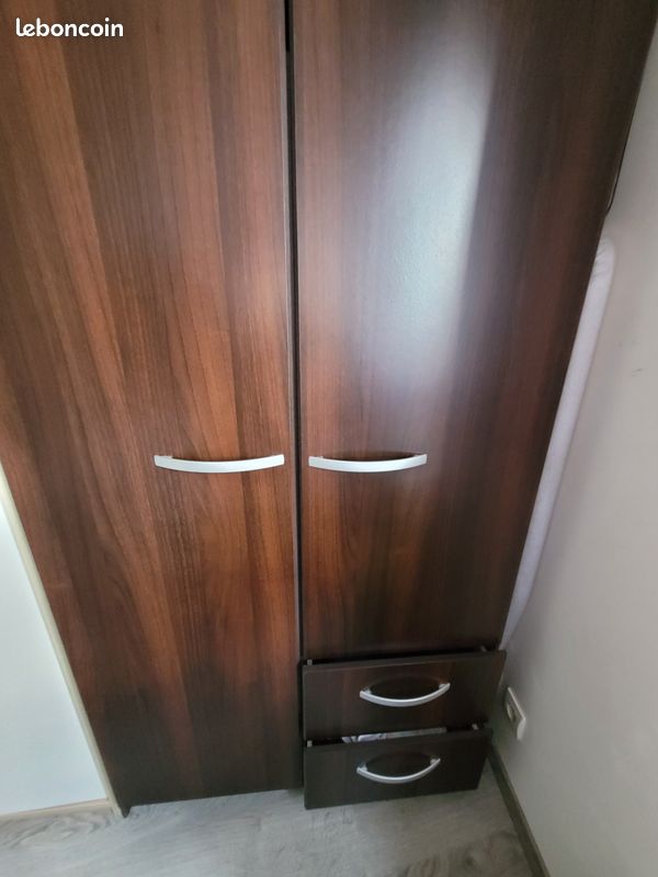 Armoir double porte couleur bois foncé (image 11)