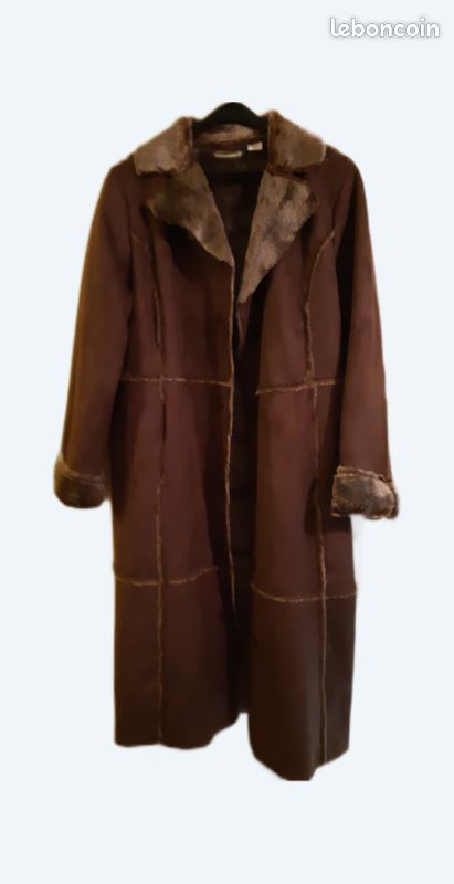 Manteau long marron en suedine Vêtements