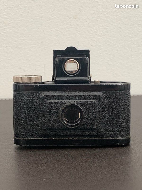 Appareil photo miniature LUMIERE ELJY Premier modèle 1937 + - 125