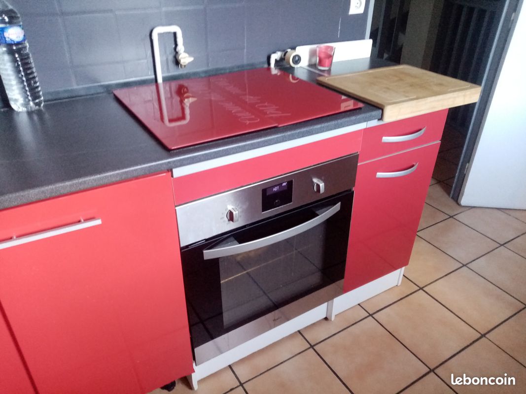 Element cuisine rouge (image 3)