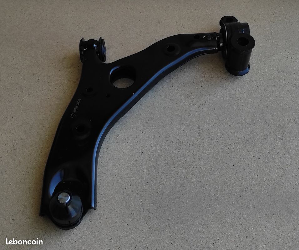 Paire Triangles Suspension Inférieurs Avant Mazda CX-5 / 6 - G46C34300 G46C34350
