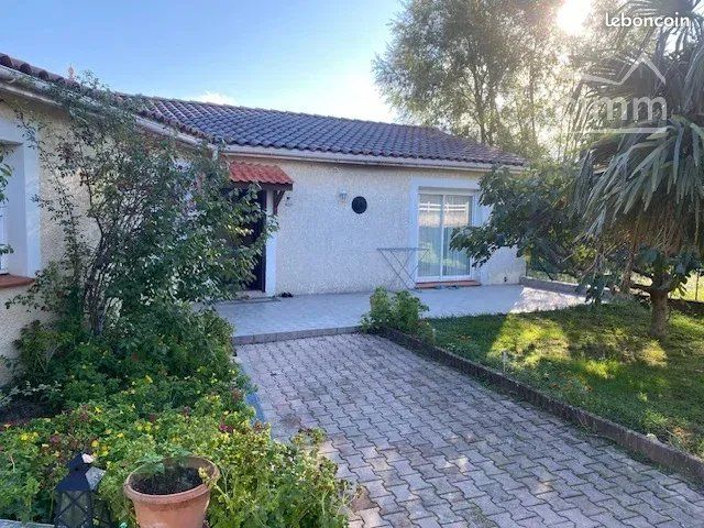 Maison 5 pièces 138 m² · à Aussillon · 138 m² · 168 000 €