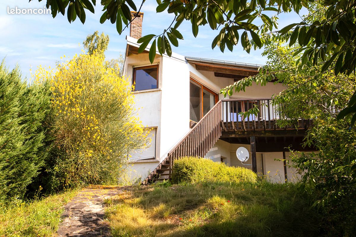 Maison 8 pièces 235 m² · à Chambourcy · 235 m² · 790 000 €