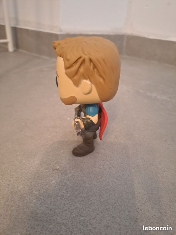 Figurine Pop Thor Ragnarok (image 3)