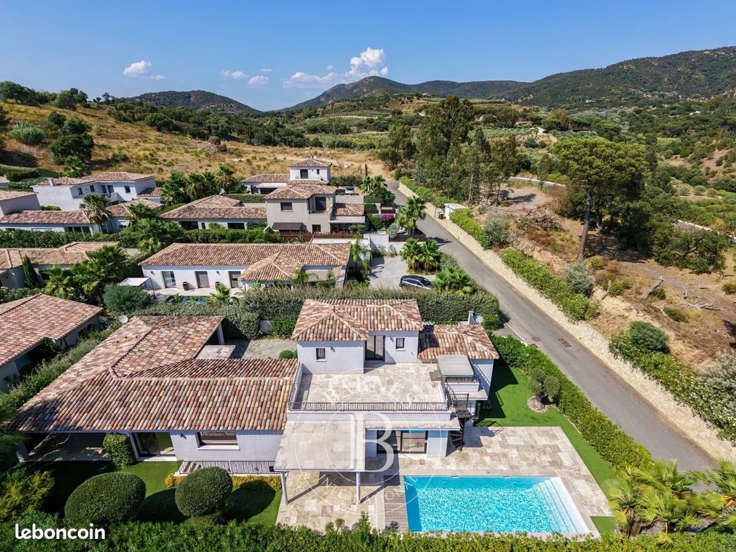 Maison 8 pièces 300 m² · à Sainte-Maxime · 300 m² · 1 995 000 €