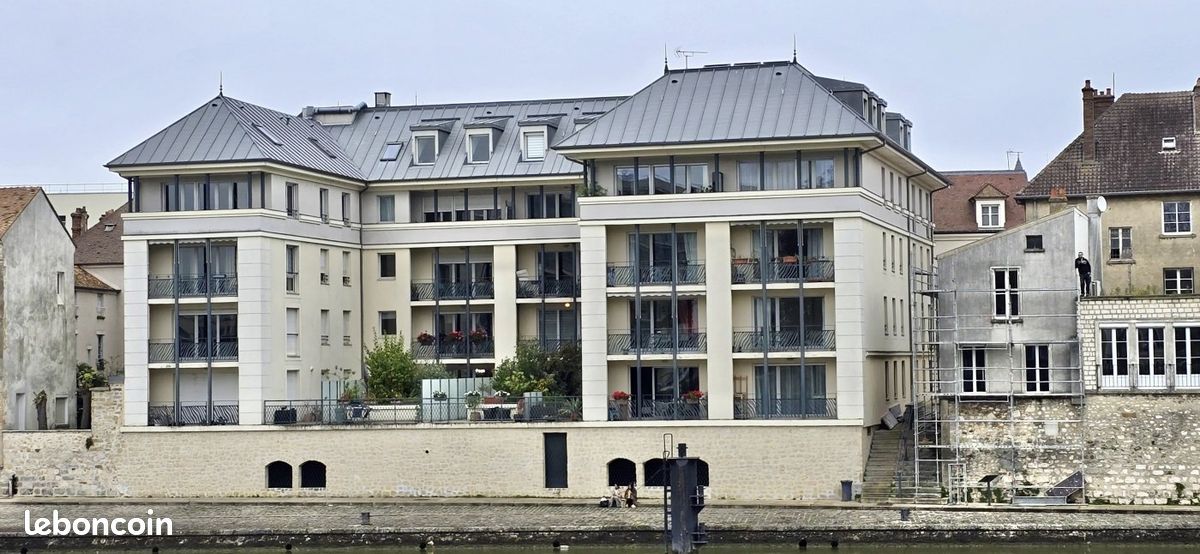 Appartement 5 pièces 94 m² · à Melun · 94 m² · 1 730 €/mois