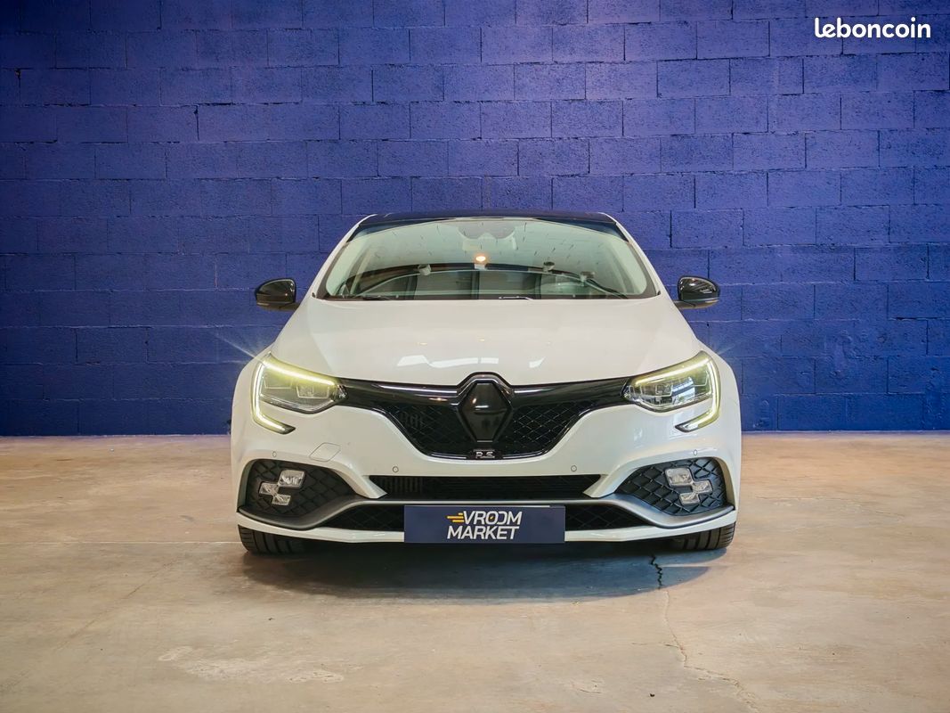 RENAULT Megane 1.8 300ch RS Trophy - 2019 - 48 872 km - CarPlay - Toit ouvrant - Boite mécanique (image 8)