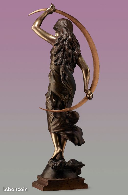 Auguste MOREAU - BRONZE ANCIEN - L'AURORE 49 CM (image 6)