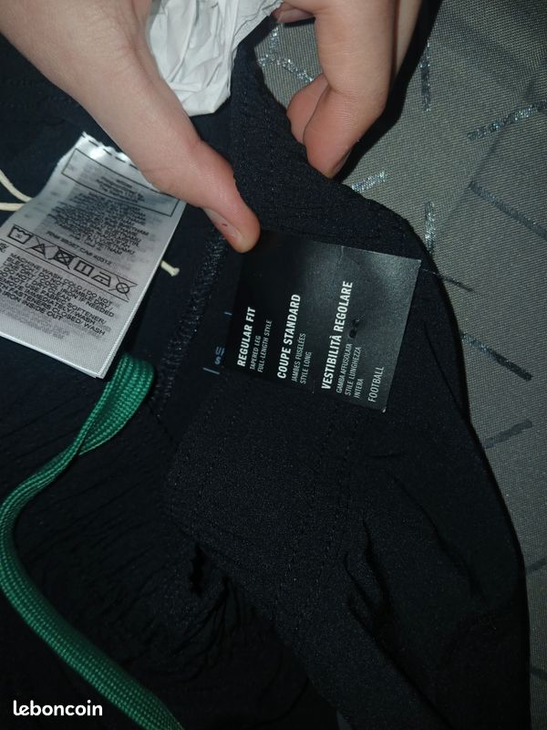Pantalon de sport Adidas noir – jamais utilisé – style sport, pantalon de l'Algérie (image 9)