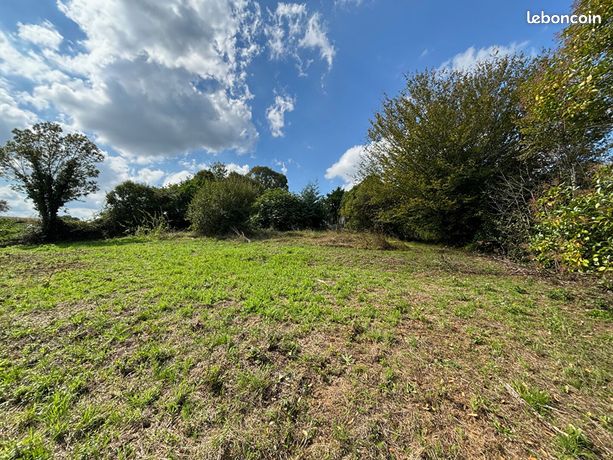 Terrain 757 m² CREON