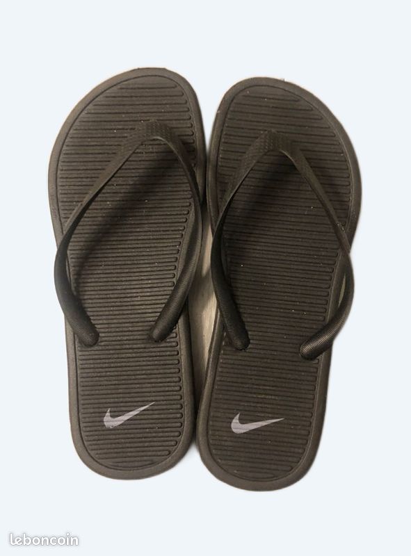 Claquettes Nike (image 1)