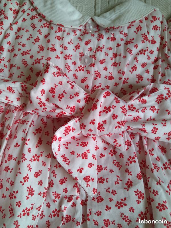 Robe Fille 6 Ans à Smocks - Broderie Main Madagascar - Coton Grenat