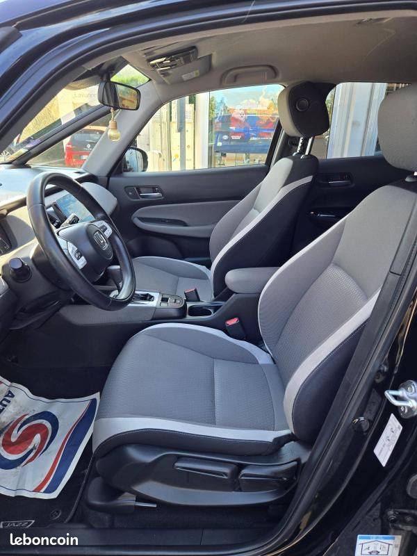 Honda Jazz Crosstar 1.5 i-MMD 109ch e:HEV Exclusive (image 14)