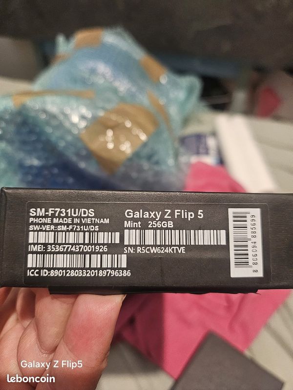 Samsung Galaxy z flip 5 en parfait état (image 7)