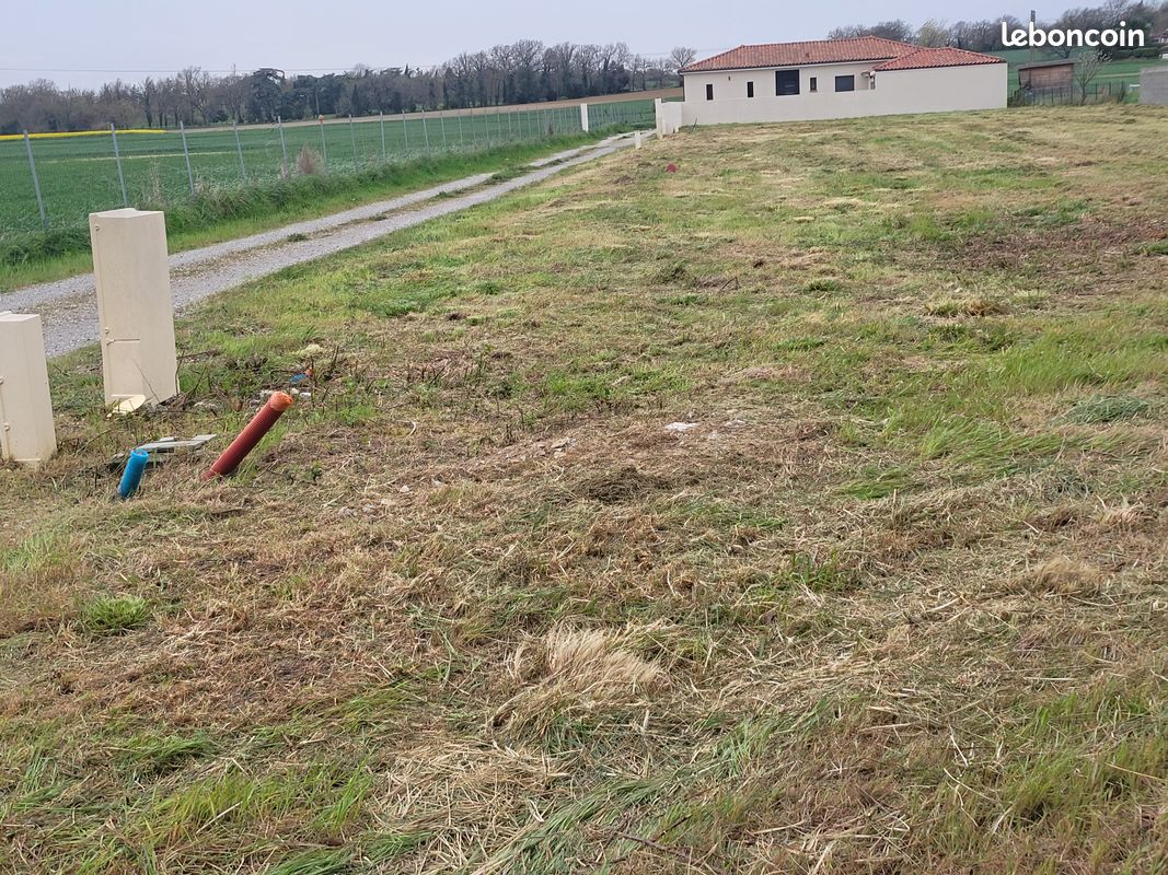 Terrains à vendre 400m2 · à Saubens · 118 990 €