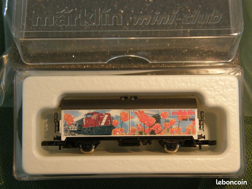 2 Wagons Märklin Mini Club 8620 – Voie Z – Marchandises Charge Lourde – Avec Transfo