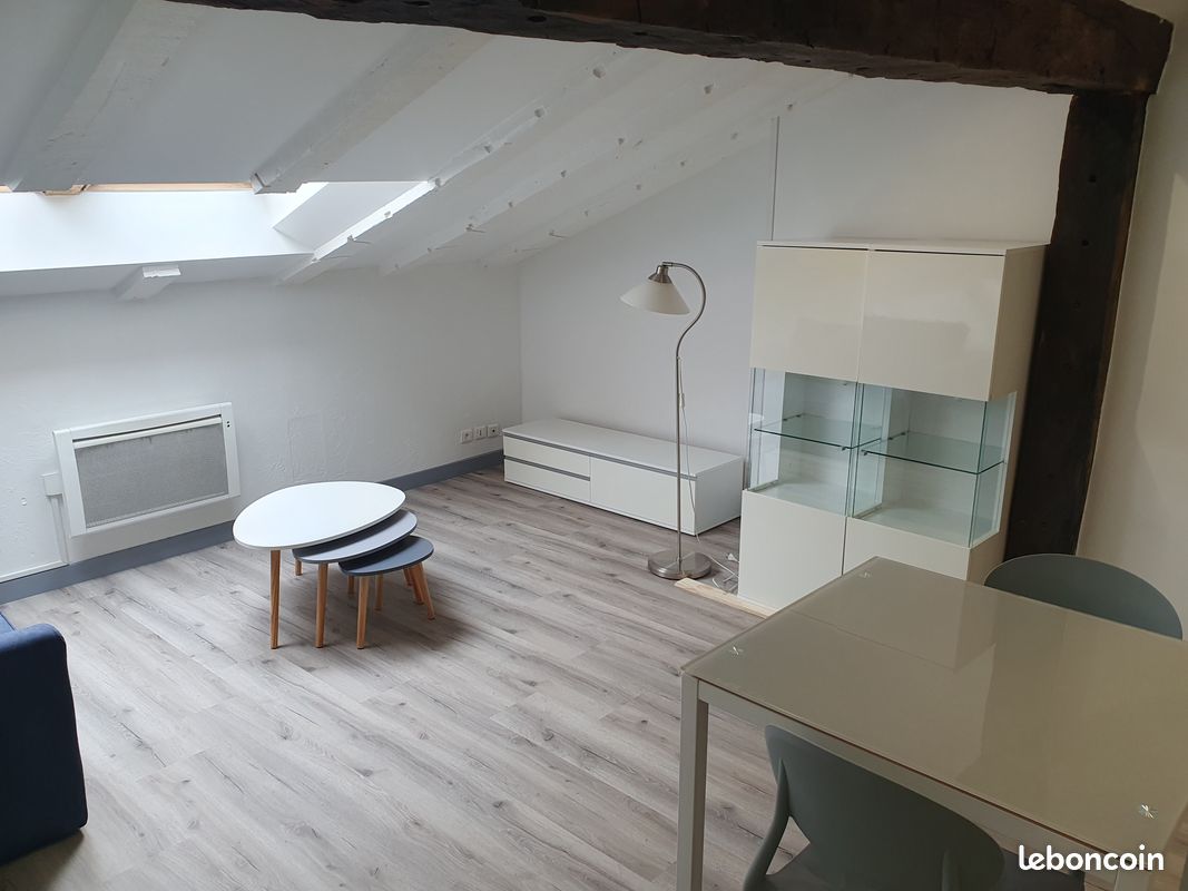 Appartement 2 pièces 27 m² · à La Côte-Saint-André · 27 m² · 460 €/mois
