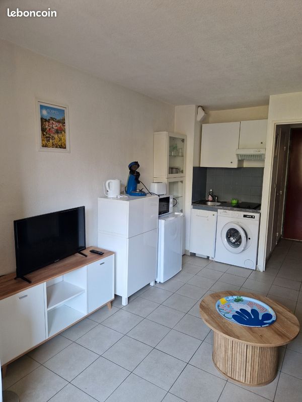 Appartement 1 pièce 20 m² · à Bormes-les-Mimosas · 20 m² · 650 €/mois