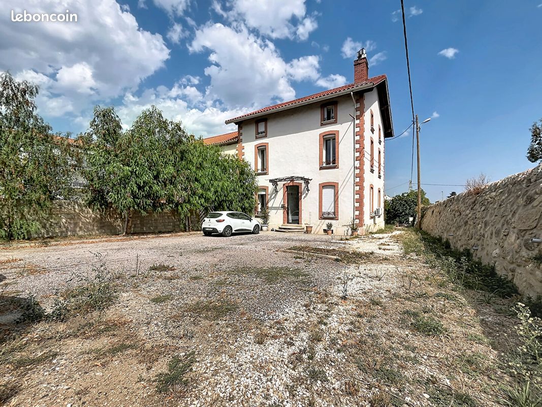 Immeuble 9 pièces 193 m² · à Prades · 193 m² · 275 000 €