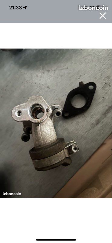 Pipe d’admission NEOS/OVETTO 2012 d’origine (image 1)