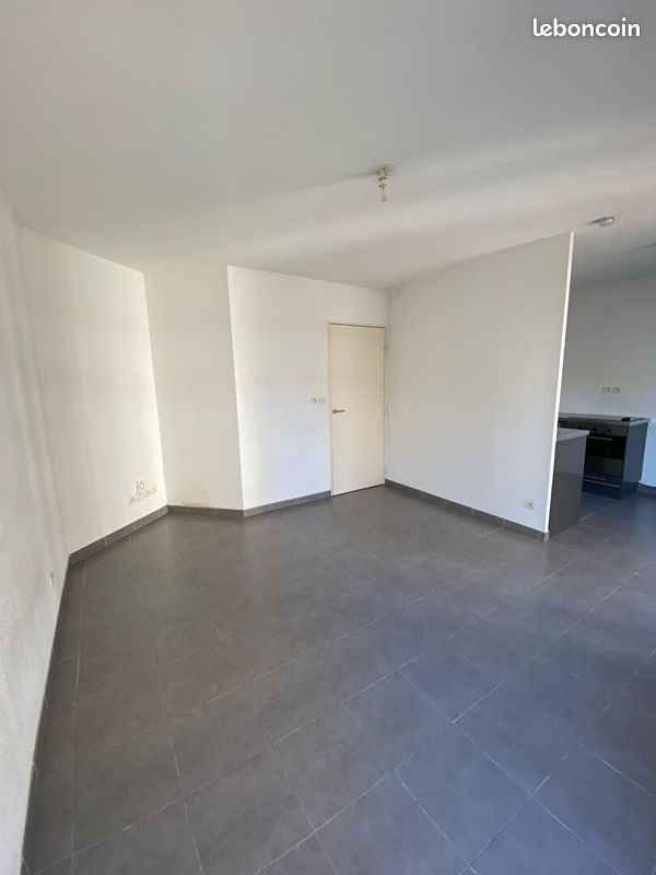 Appartement 1 pièce 31 m² · à Marseille · 31 m² · 610 €/mois