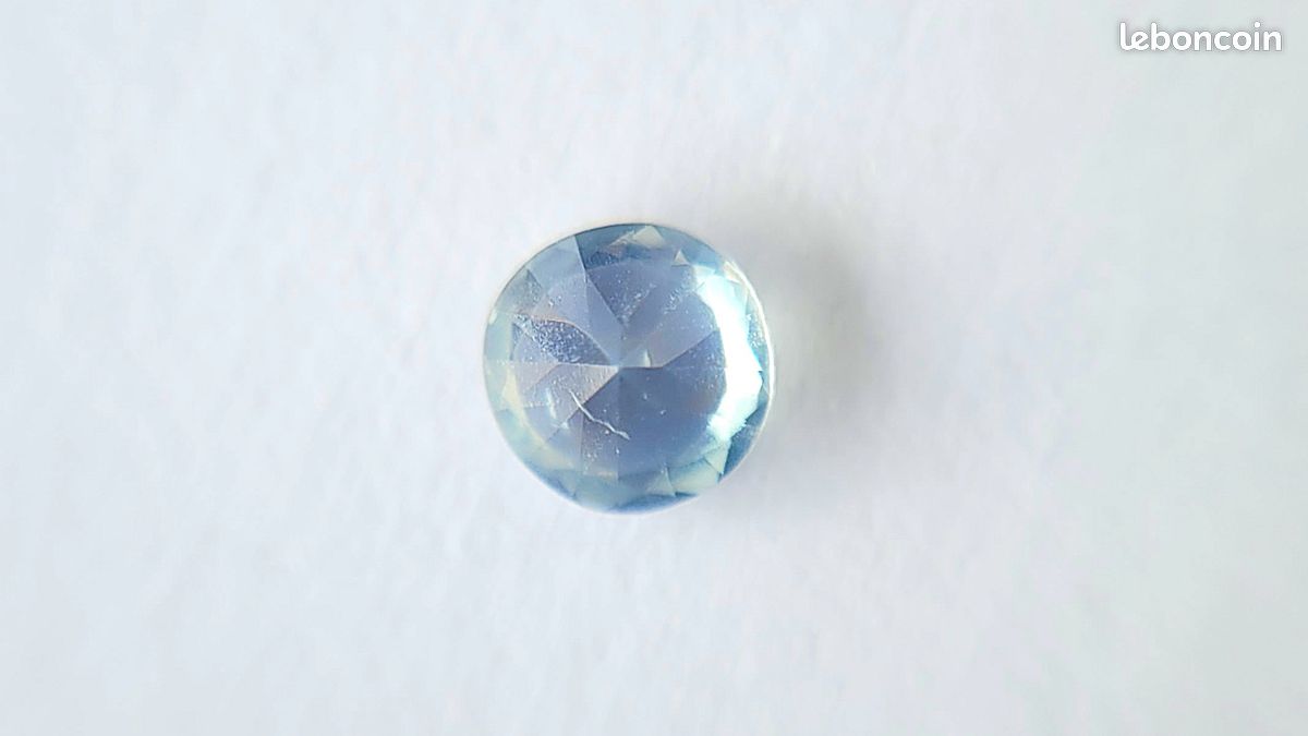 Bague en argent saphir bleu de Madagascar