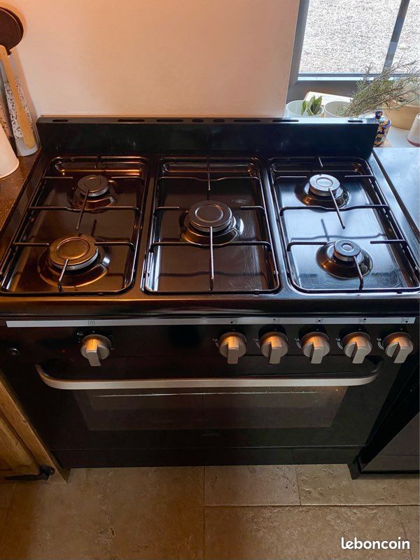 Cuisinière à gaz Valberg (image 3)