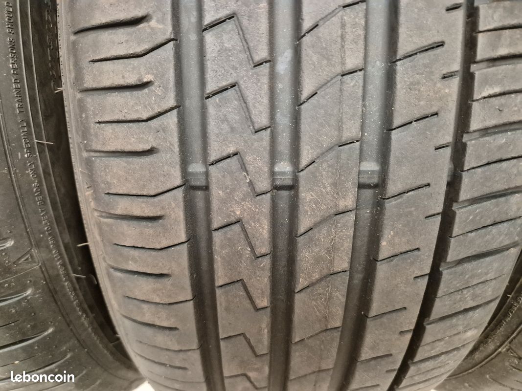 4 pneus Falken ZE310 runflat 235/45/19 95V 7000km (image 2)