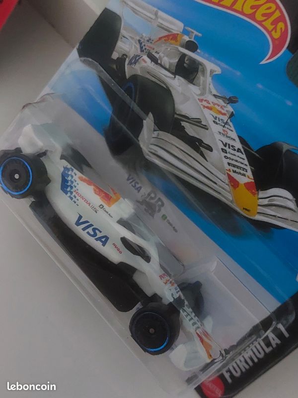 Hotwheels F1 team VISA CASH APP RACING BULLS (image 2)