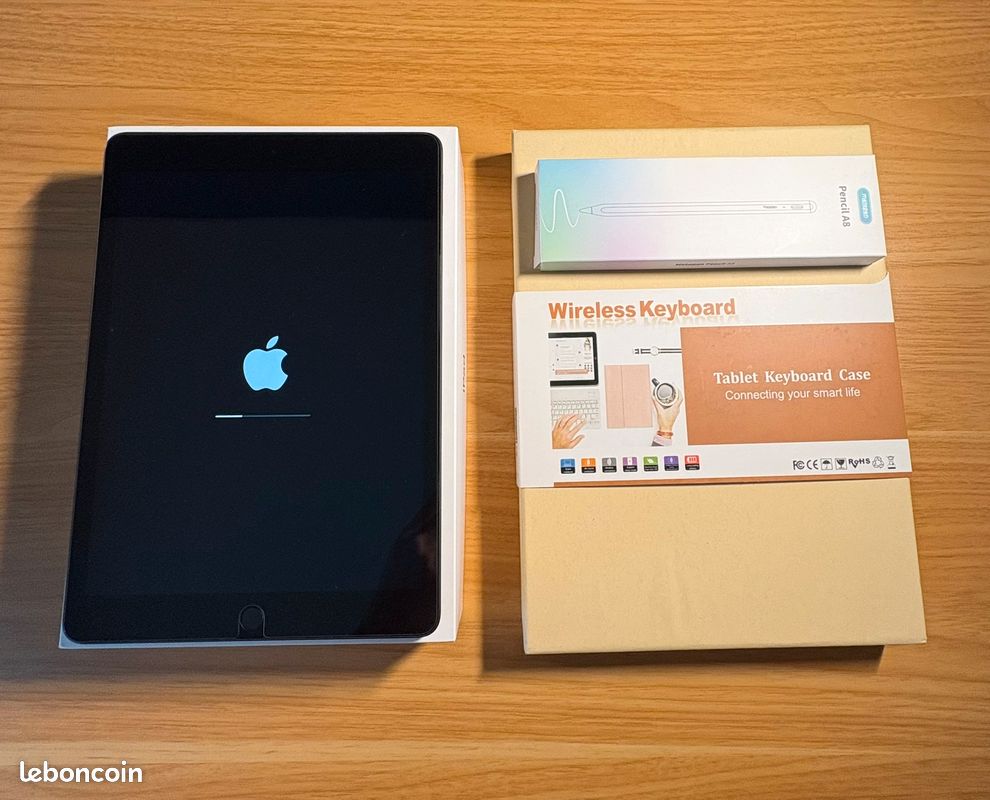 Apple IPad 9e Génération 64 Go - WiFi - Gris Sidéral - Très Bon état 2021