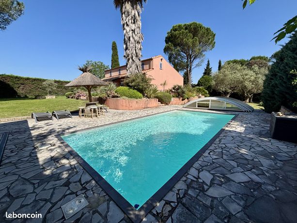 Villa 7 pièces 220 m²