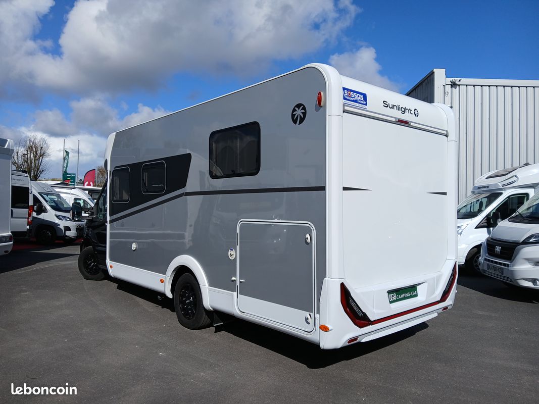 đšSunlight T690 Adventure edition - Ford transit 2.0l 155ch boite manuelle - lit central + lit pavillon (image 3)