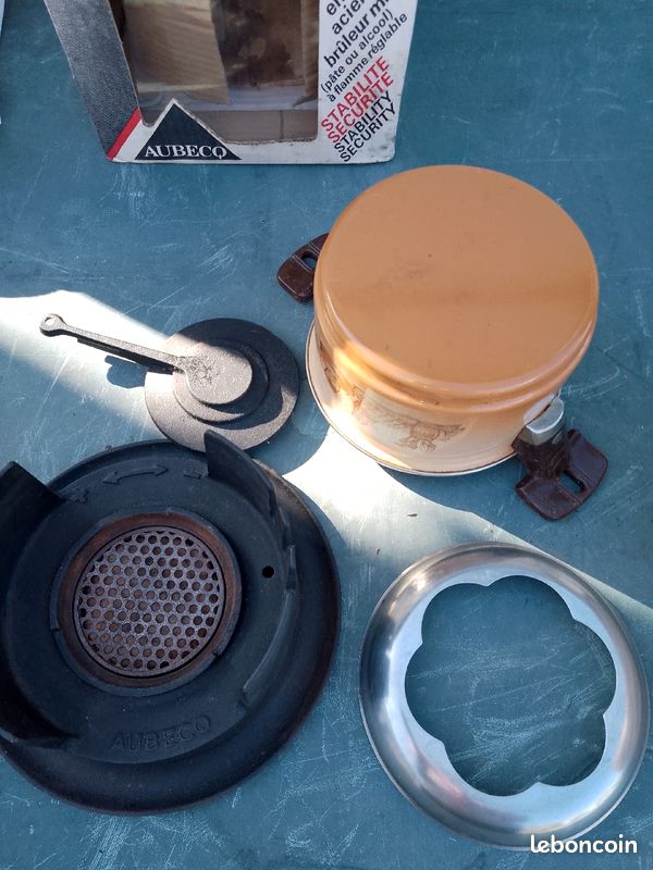 Service à fondue Aubecq pied en fonte caquelon en email decor Chaume avec 4 raviers gris (image 2)