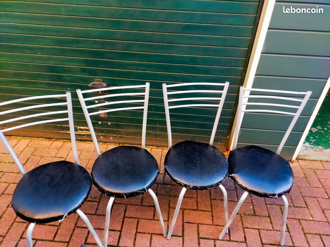4 chaises (image 1)
