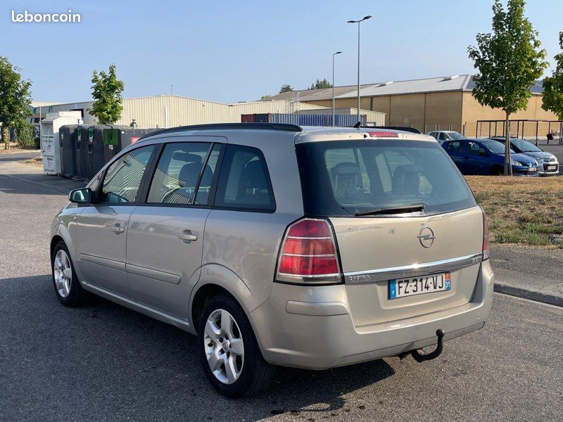 OPEL Zafira B 1.9 CDTI 100 cv 7 places (image 2)