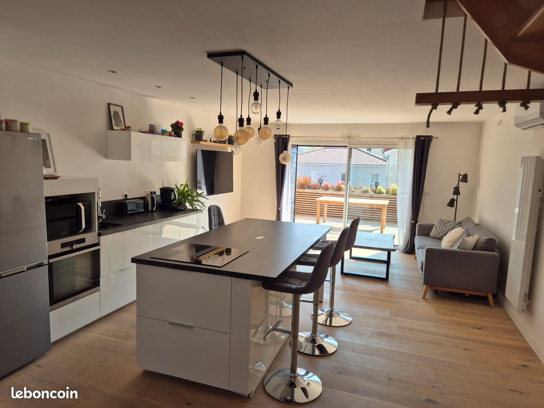 Maison 4 pièces 93 m² · à Pont-de-Chéruy · 93 m² · 287 500 €