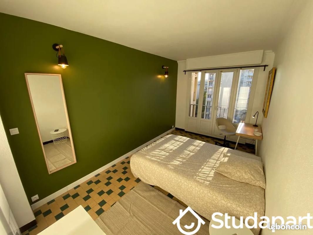 Appartement 5 pièces 90 m² · à Marseille · 90 m² · 650 €/mois