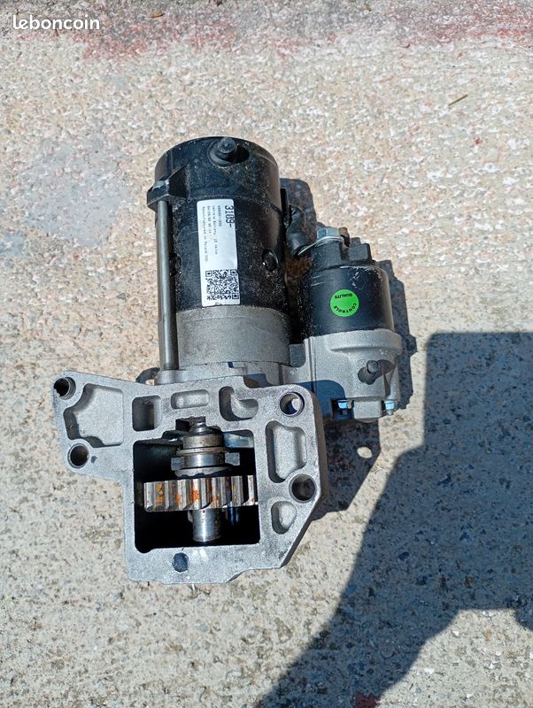 Vend démarreur 407 V6 état (neuf) (image 2)