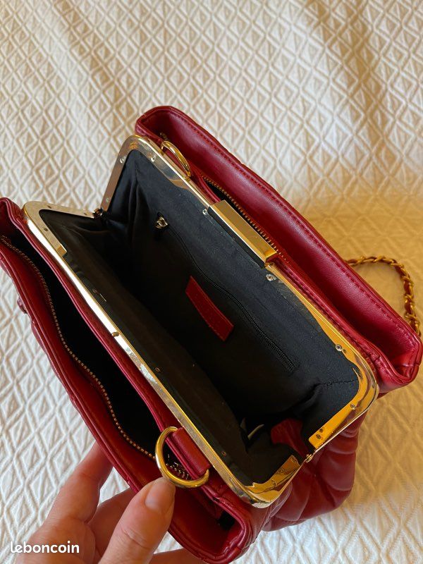 Sac rouge matelassé (image 2)