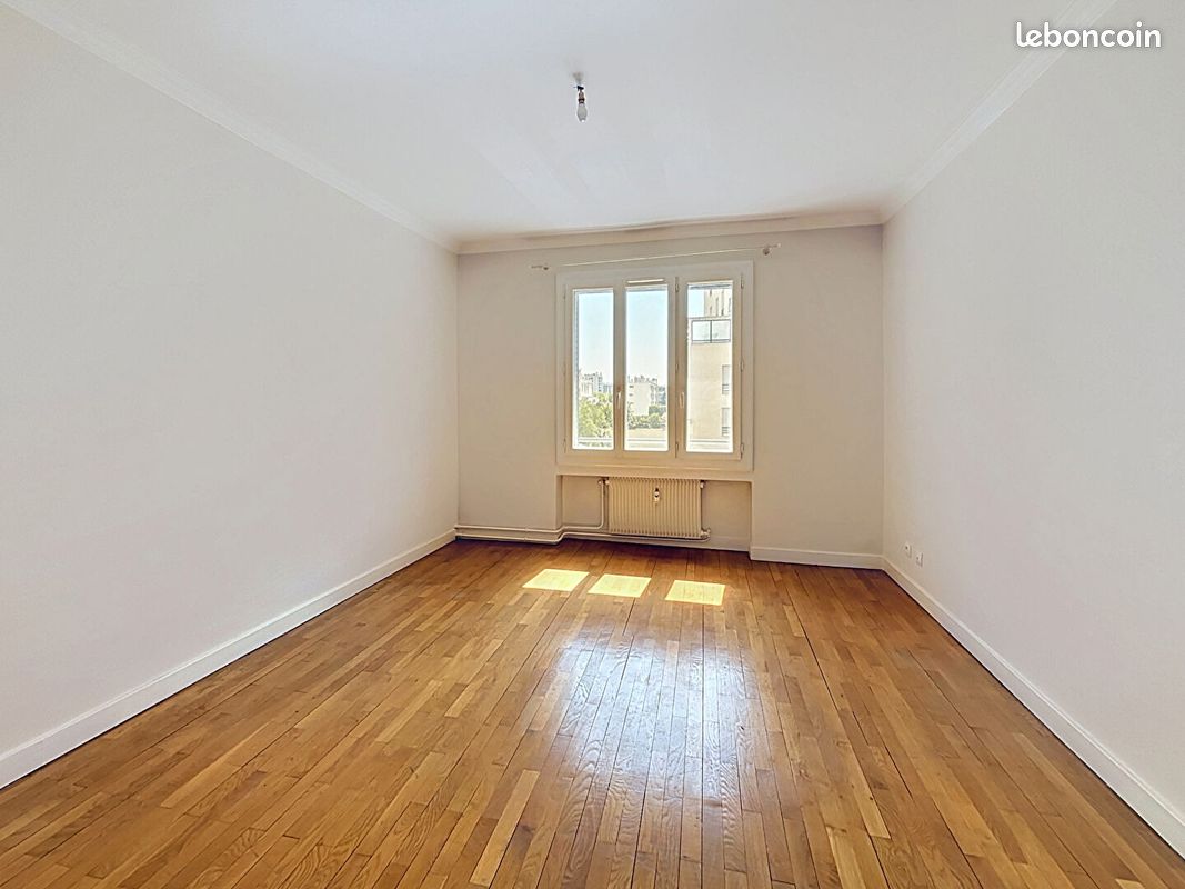 Appartement 3 pièces 65 m² · à Lyon · 65 m² · 220 000 €
