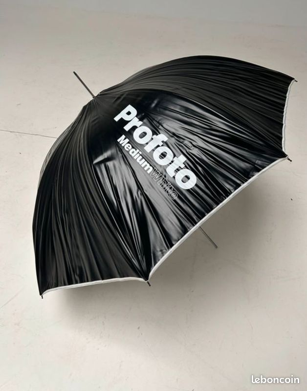 Profoto Umbrella Shallow White S by