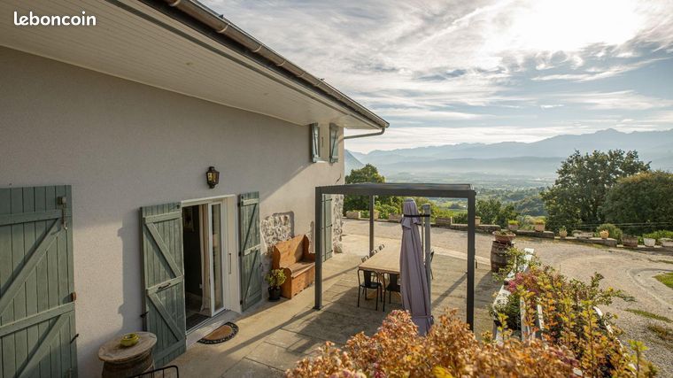 Propriété 8 pièces 230 m²